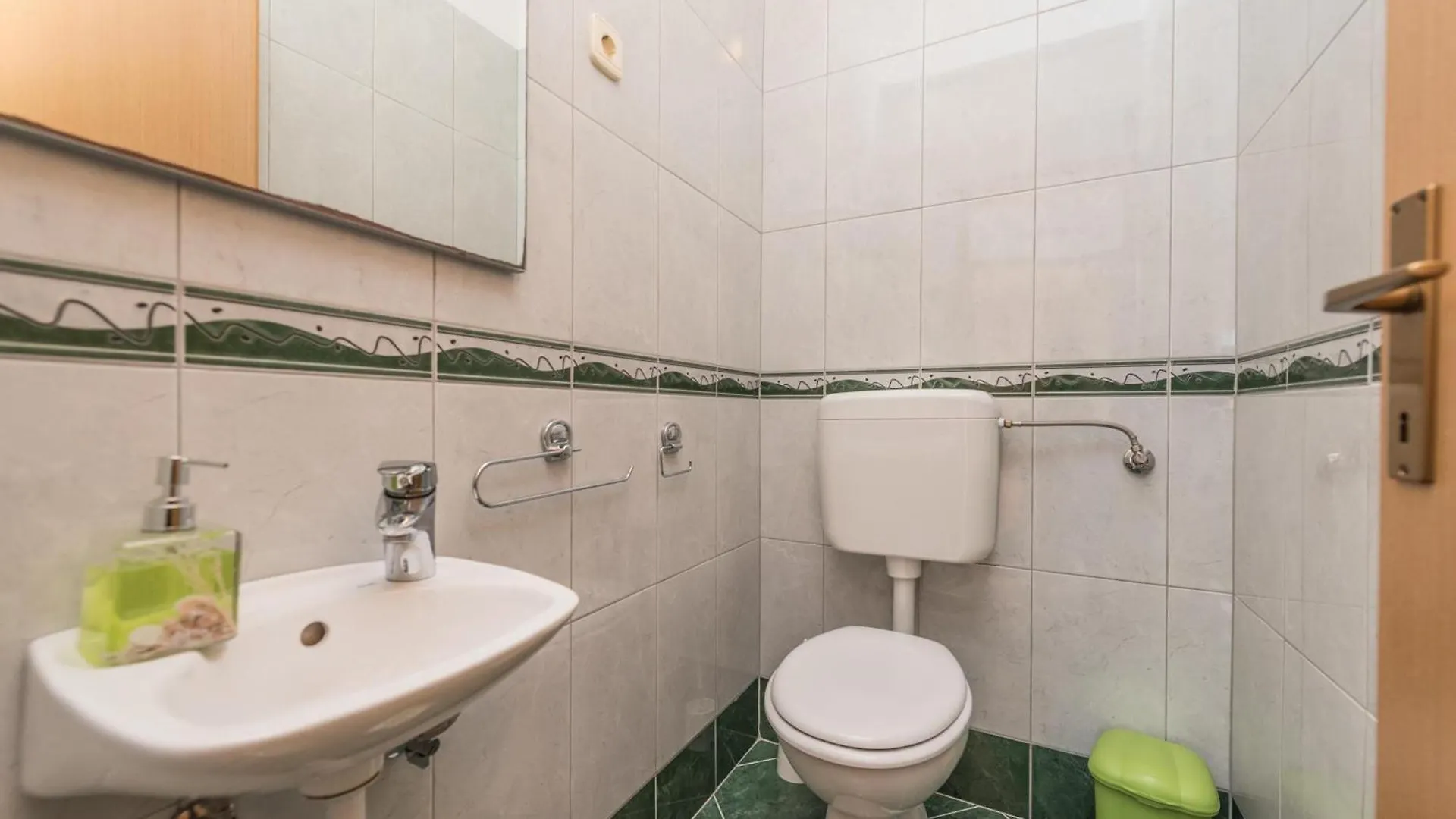 Family Friendly Pool House Ana - Happy Rentals Bibinje Holiday home