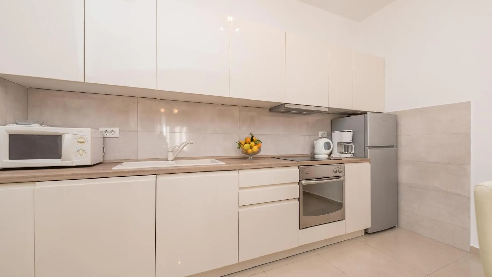 Family Friendly Pool House Ana - Happy Rentals Bibinje