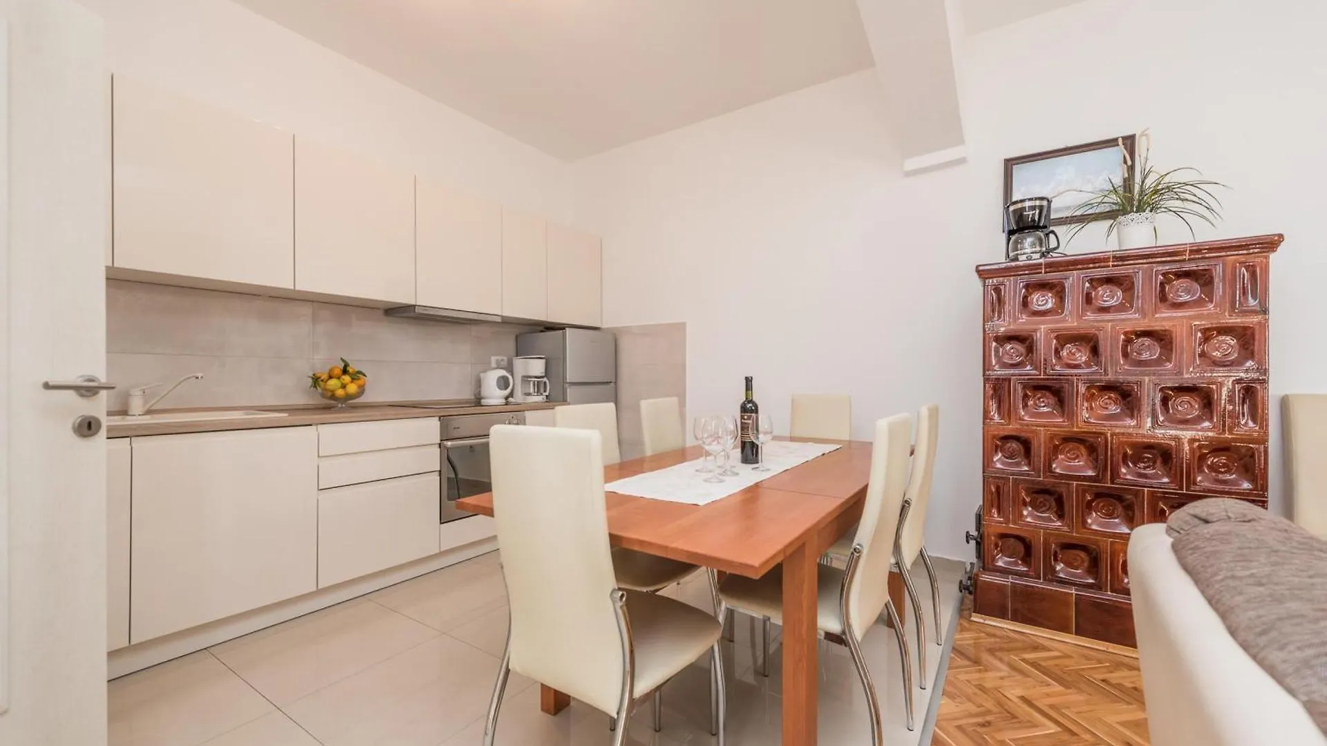 Family Friendly Pool House Ana - Happy Rentals Bibinje 0*,