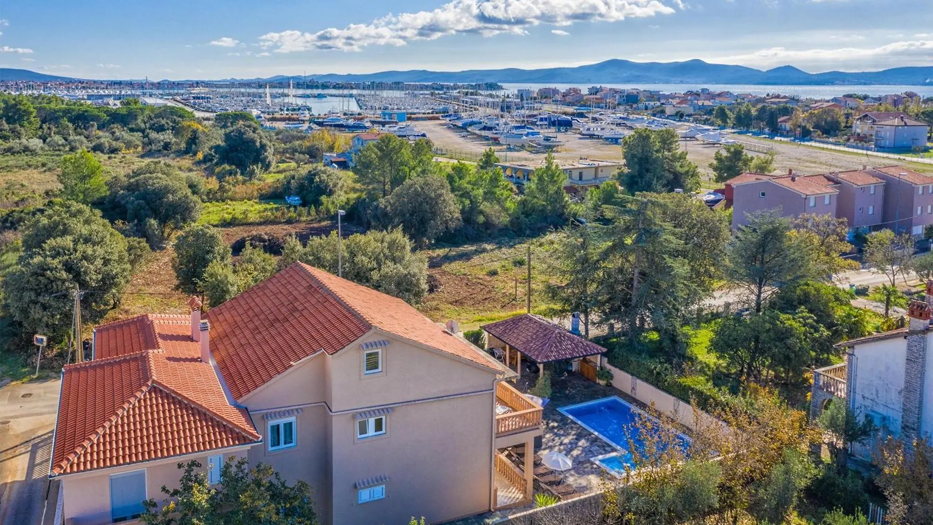 Holiday home Family Friendly Pool House Ana - Happy Rentals Bibinje